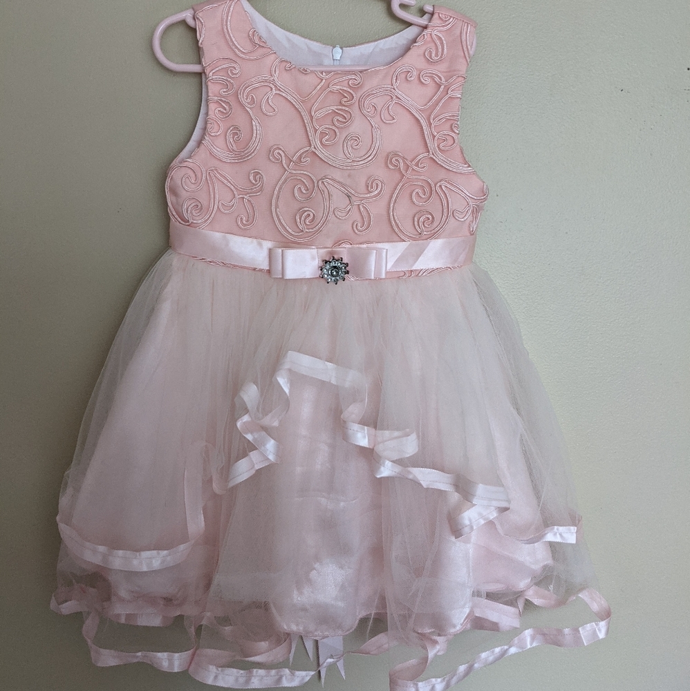 Pink flower girl dress